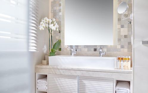 Ikos Dassia-Promo Double Room Inland View Bathroom_14013